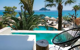 Gloria Maris Hotel Suites And Villas